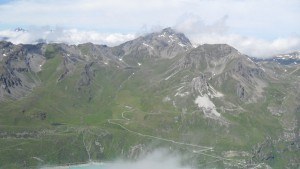 Sasseneire, the east view from Col de Sorebois (2835 m).