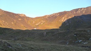 First sunlight on Col de Torrent, on the route to Sasseneire.