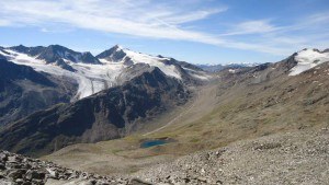 View toward Brizzi lake and Similaun.