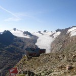 Ramol hut (3006 m) and Obergurgler ferner (glacier).