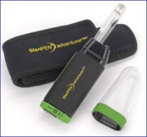 SteriPENの冒険者Optiの小型パック水清浄器。