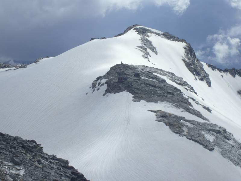 Igloo des Pantalons Blancs at 3280 meters above the sea. Swiss Alps.