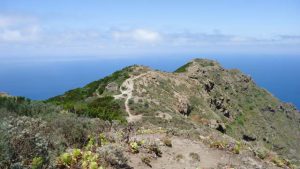 Tafaga hill above the Faro.