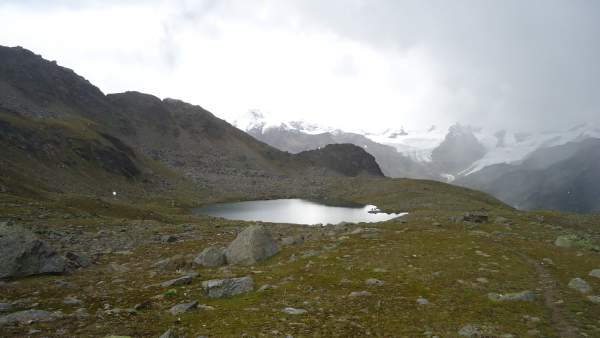 Lago Manzina (2790 m).