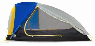 Side view showing how vertical is the tent's back.