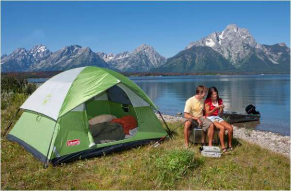 Sundome 4 Tent is a freestanding camping tent.