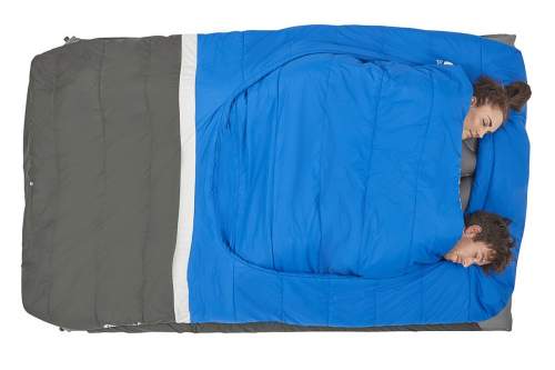 The foot box is similar to any ordinary sleeping bag but the comforter is something extra.