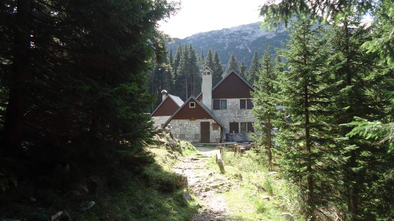 The hut at the Krn lakes.