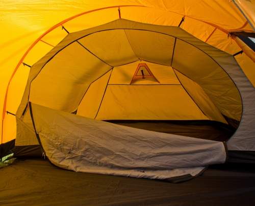 Inner view with the vent on the back and the inner tent attached to the fly.