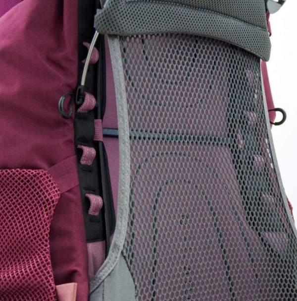 backpacks with mesh back panel