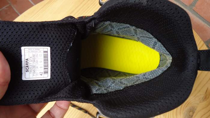 The view inside and yellow midsole.