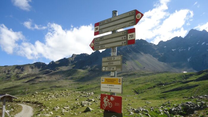 At Passo di Verva (2301 m).