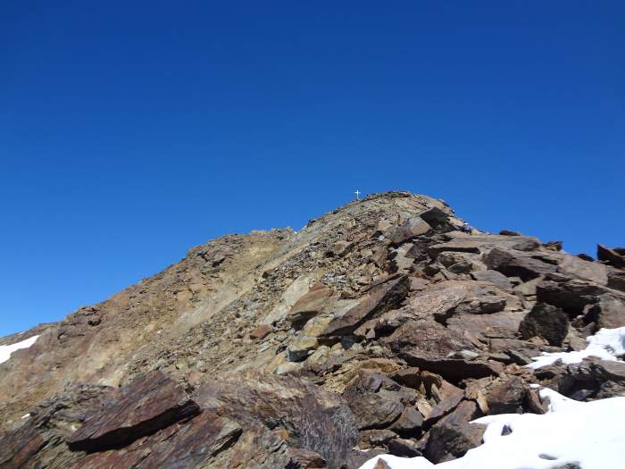 The summit cross as seen from the hut.