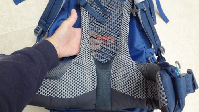 Pleasant trampoline-style back panel in my Deuter Futura Vario 50+10 pack.