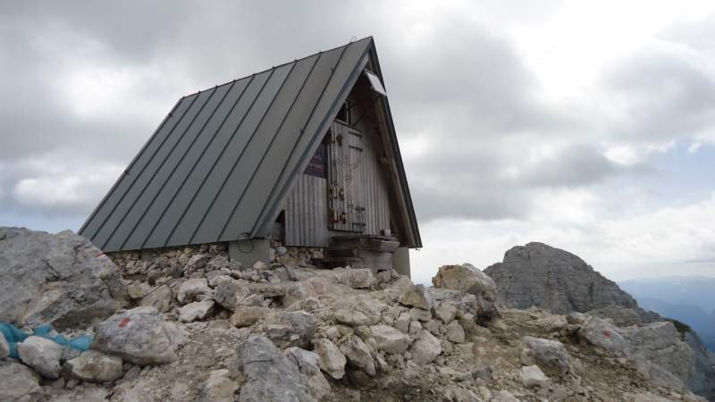 Luca Vuerich hut front view.