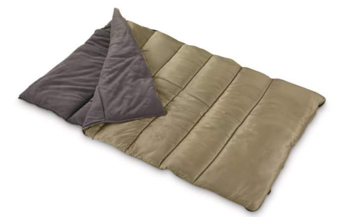 Pleasant and large sleeping bag for two users.