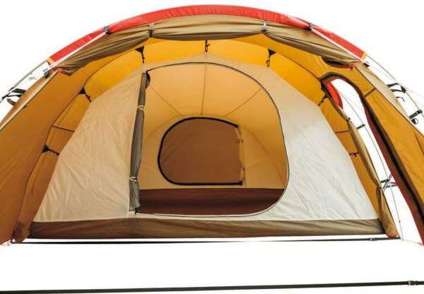 The inner tent with its D-shaped 2-layer doors.