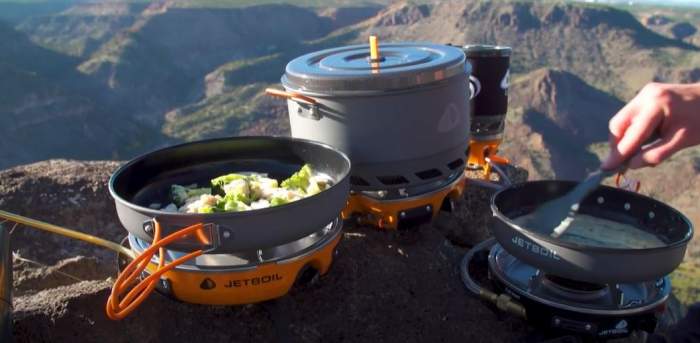 It can be connected to Jetboil Genesis stove.