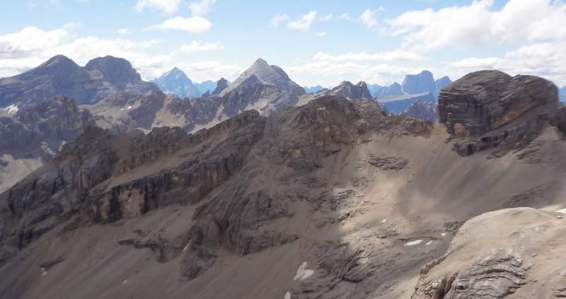 Tofana di Roses as seen from the summit of La Varella.