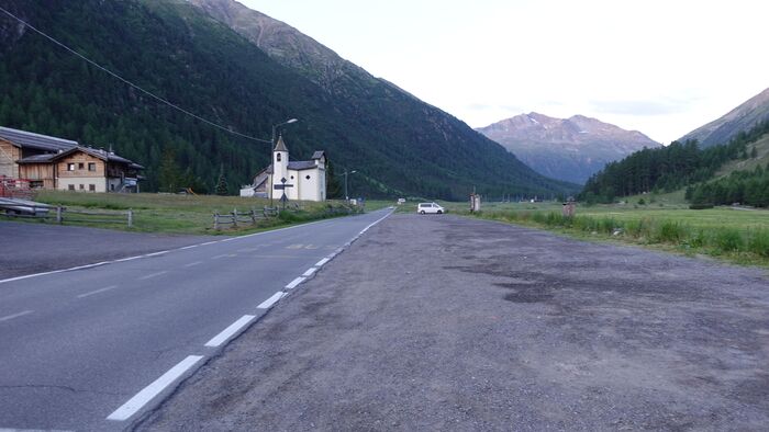 Parking 6 on the road to Forcola pass.