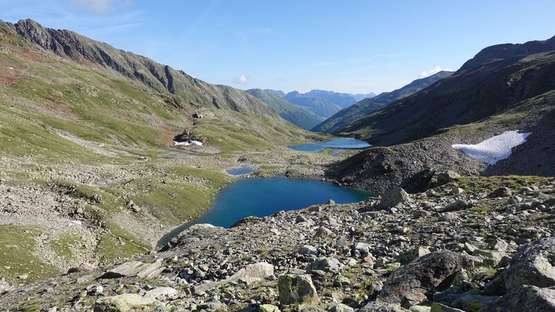 Valetta lakes.