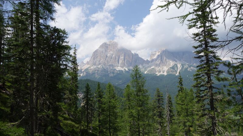 Tofana di Rozes as seen from Lago Federa route. 