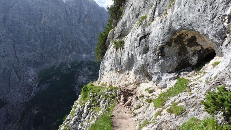 From Lago Sorapis route.