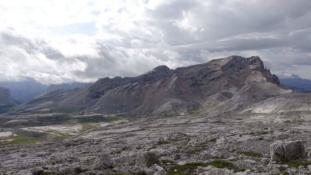 La Varella mountain.