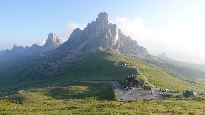 How to Get to Passo Giau featured picture.