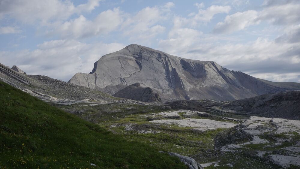 Sasso delle Nove zoomed view.