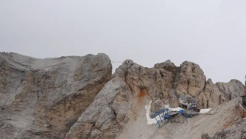 Hanging bridge on the Ivano Dibona ferrata.