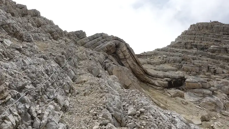 Incredible rock layers below the summit.