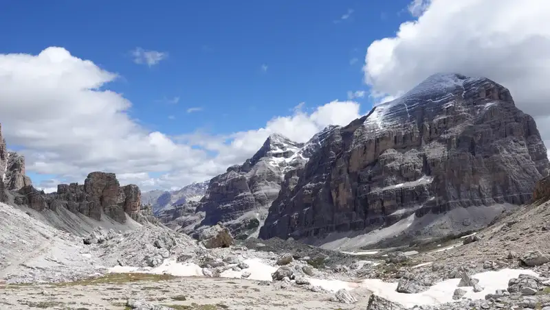 At Forcola Travenanzes and Tofane peaks.